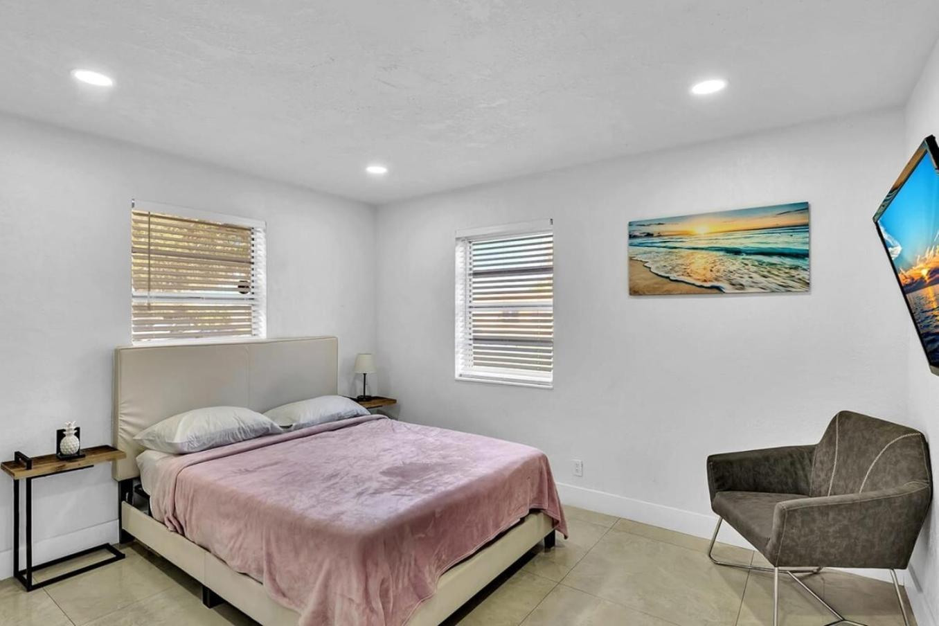 2 Bdrm Modern House Mins From Beach & Casino Hb1 Plaja Hallandale Exterior foto