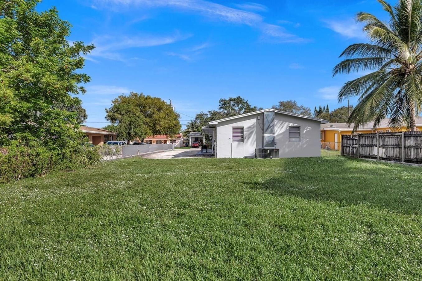 2 Bdrm Modern House Mins From Beach & Casino Hb1 Plaja Hallandale Exterior foto